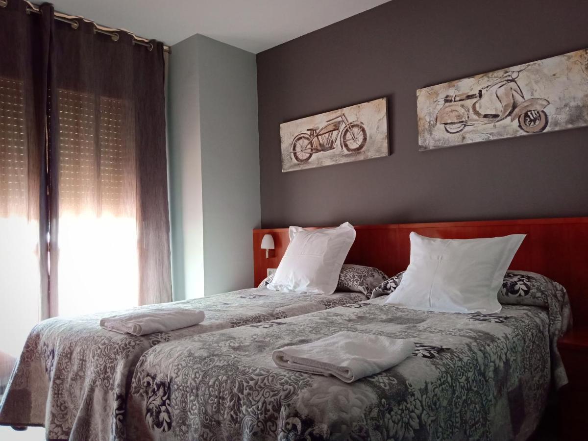 Hostal Casa Barranco Castejón del Puente Екстериор снимка